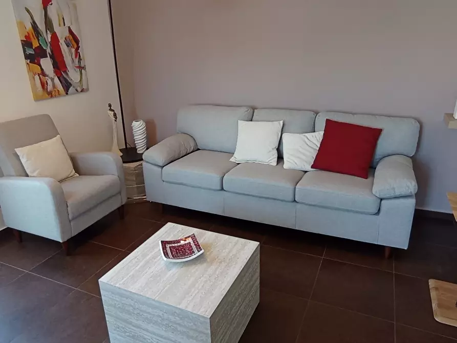 Immagine 7 di Pentalocale in affitto  a Ragusa