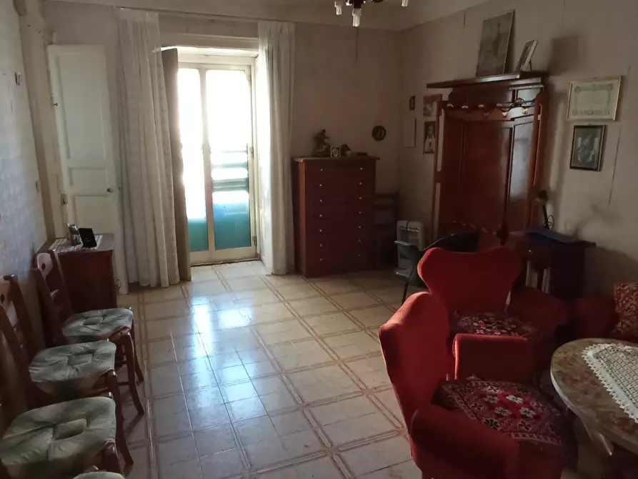 Immagine 2 di Casa indipendente in vendita  a Ragusa