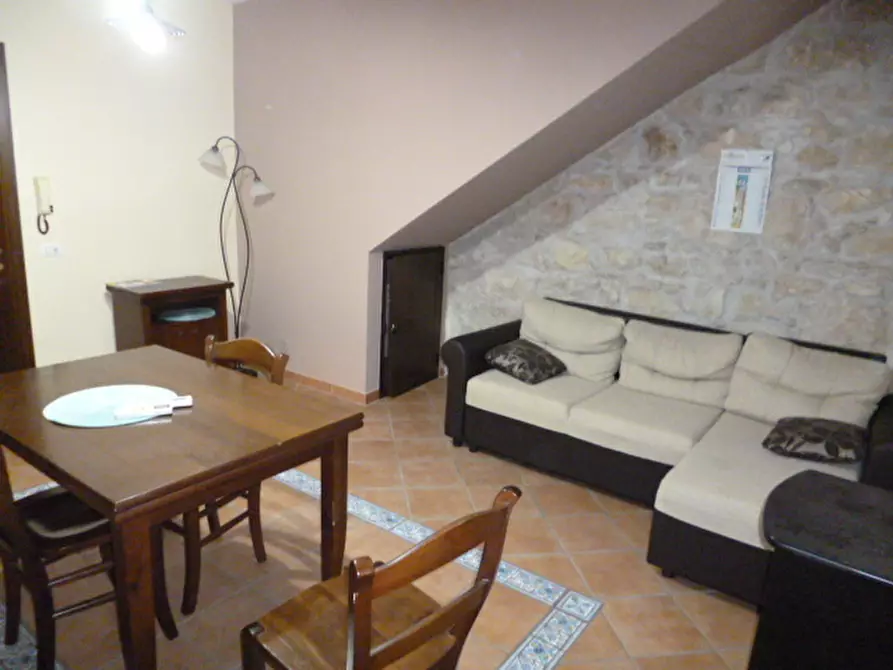 Immagine 5 di Bilocale in affitto  a Ragusa