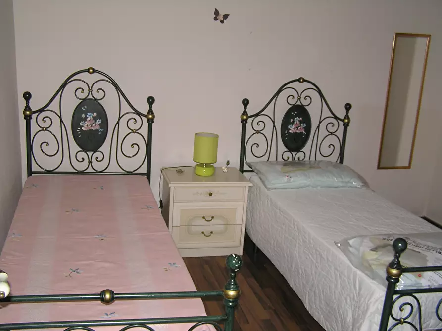 Immagine 19 di Casa indipendente in vendita  a Ragusa