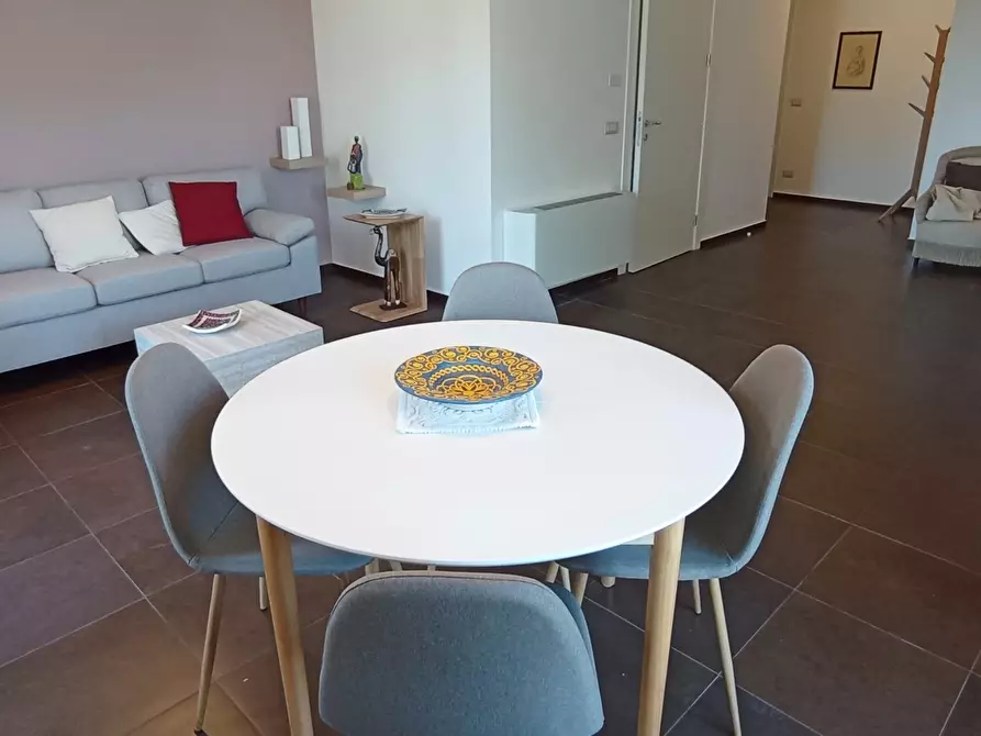 Immagine 6 di Pentalocale in affitto  a Ragusa