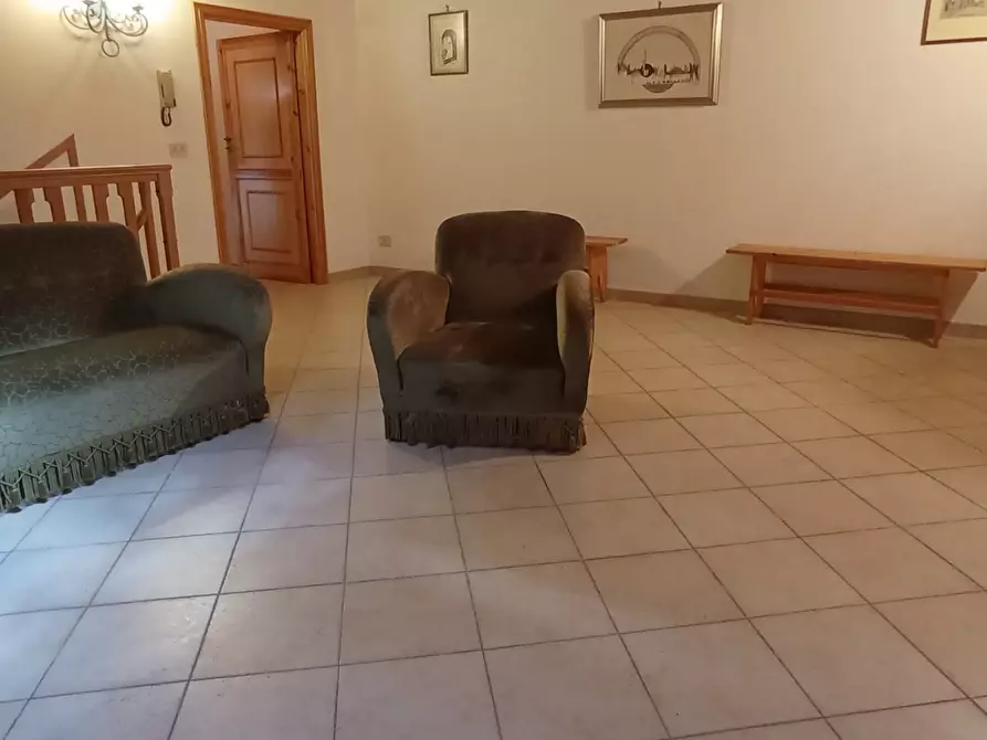 Immagine 18 di Casa indipendente in affitto  a Ragusa