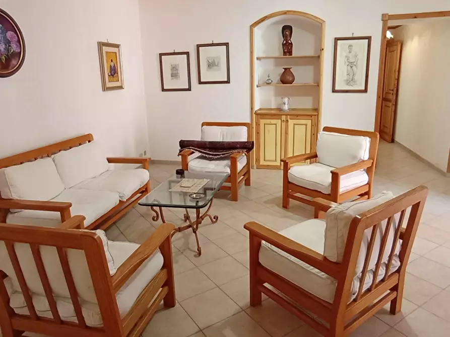 Immagine 3 di Casa indipendente in affitto  a Ragusa