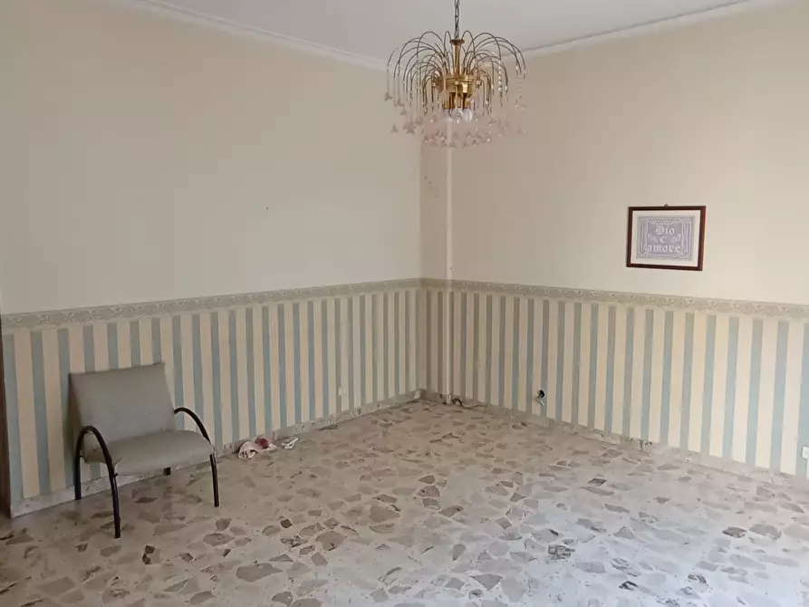 Immagine 2 di Pentalocale in vendita  a Ragusa