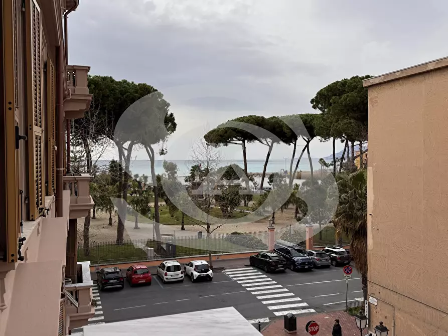 Immagine 21 di Quadrilocale in vendita  in Via Vittorio Veneto 5 a Ventimiglia