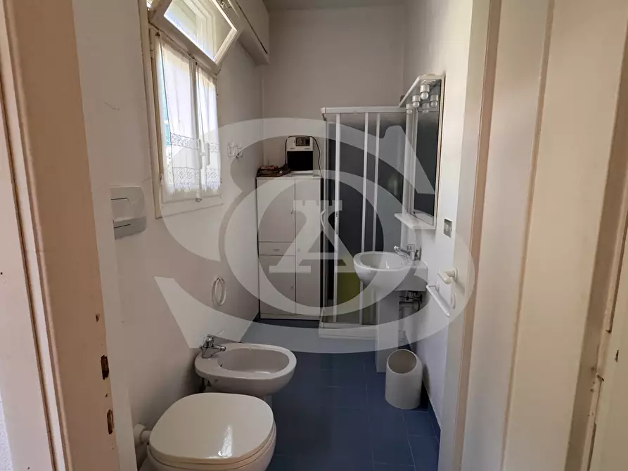 Immagine 27 di Quadrilocale in vendita  in Corso degli Inglesi 539 a San Remo