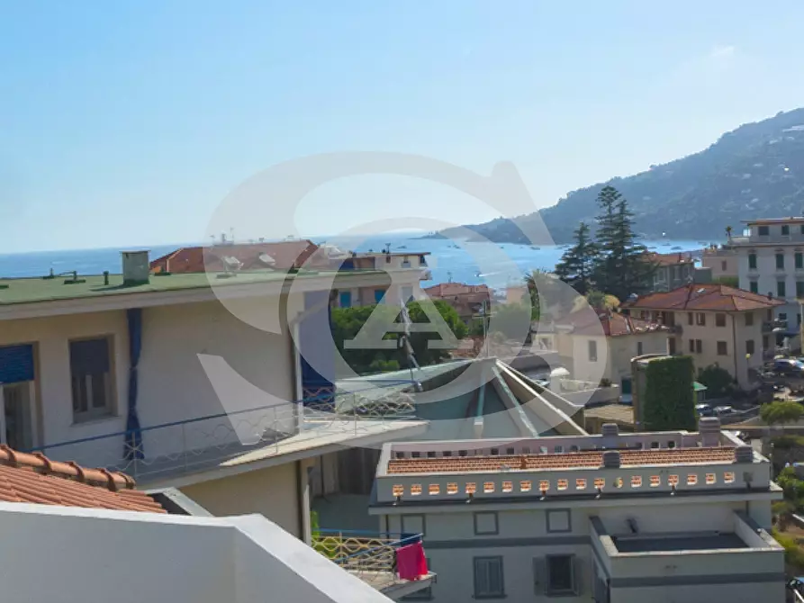 Immagine 6 di Bilocale in vendita  in Via della Noria 20 a Ospedaletti