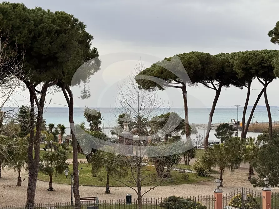 Immagine 12 di Quadrilocale in vendita  in Via Vittorio Veneto 5 a Ventimiglia