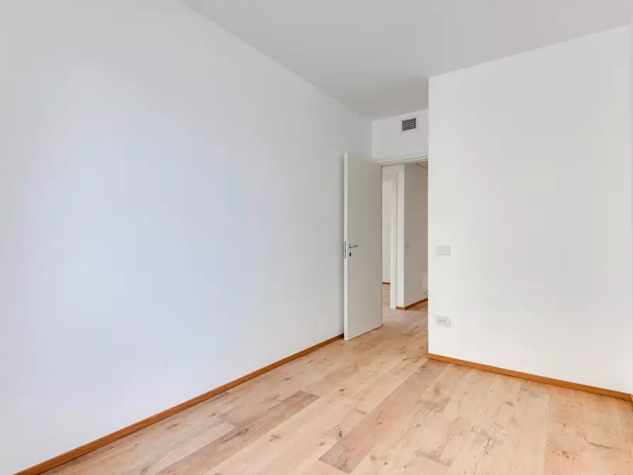 Immagine 37 di Quadrilocale in vendita  in Via L. C. Farini 291 a Cesena