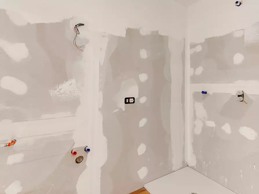 Immagine 27 di Quadrilocale in vendita  in Via L. C. Farini 291 a Cesena