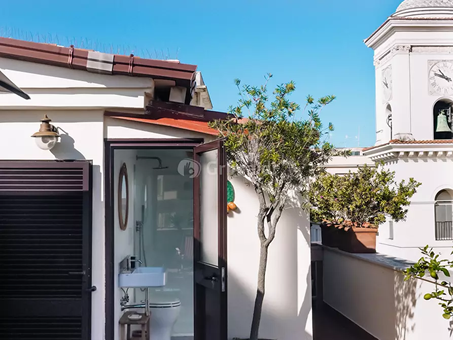 Immagine 24 di Quadrilocale in affitto  in Piazza Pia 16 a Anzio