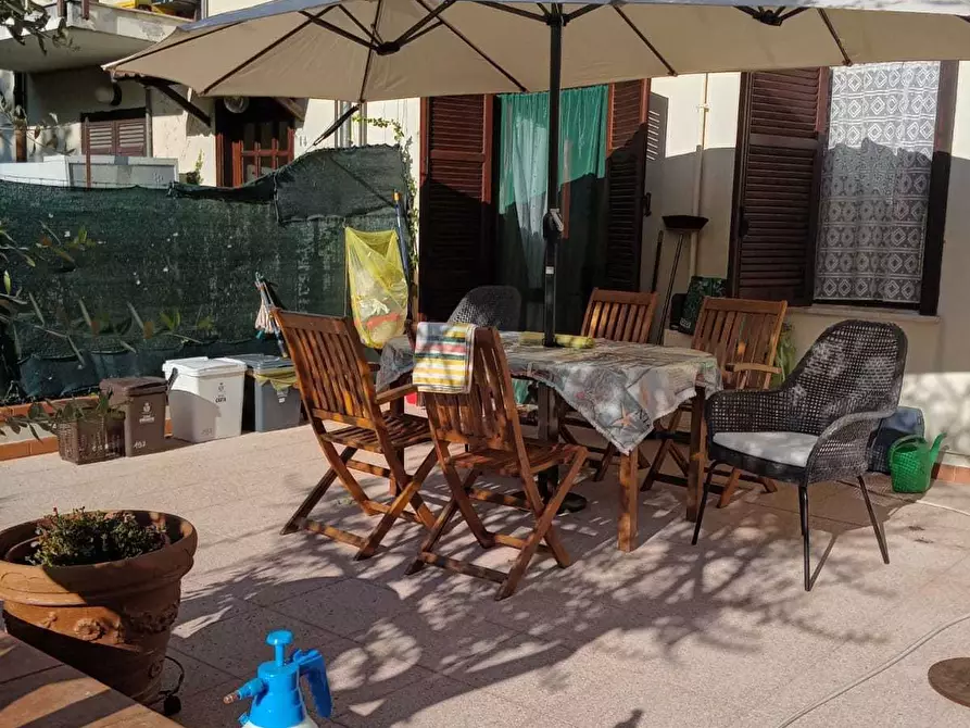 Immagine 10 di Bilocale in vendita  in Via Italia 14 a Carro