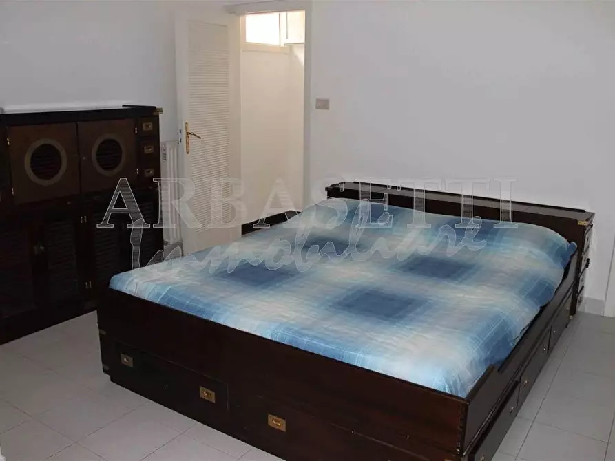 Immagine 5 di Bilocale in vendita  in Via Giuseppe Garibaldi 2 a Sestri Levante