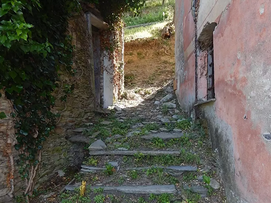 Immagine 6 di Rustico / casale in vendita  in Via Costigliolo a Cogorno