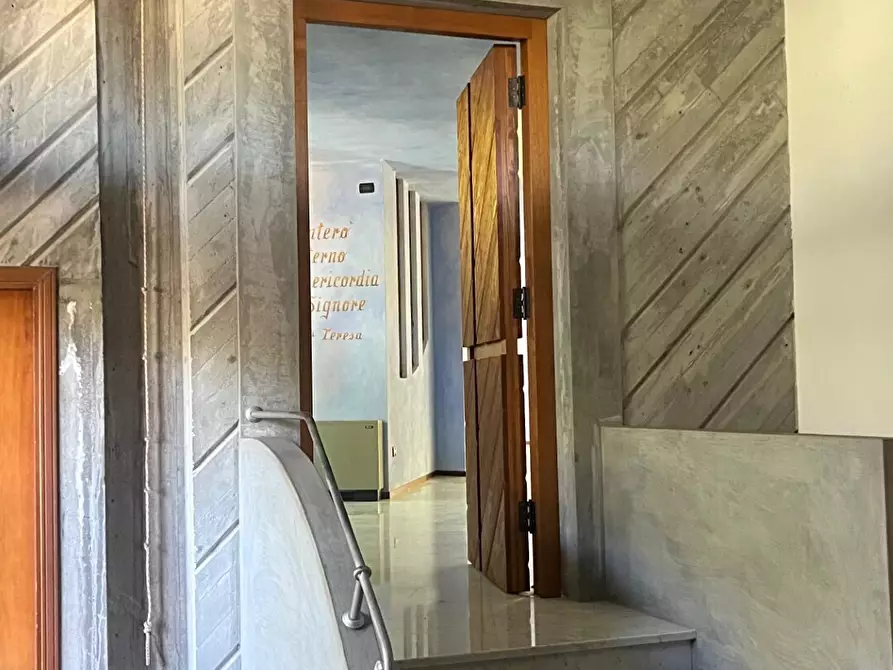 Immagine 11 di Palazzo in vendita  in Via Miramare 43 a Leivi