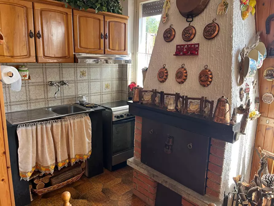 Immagine 7 di Bilocale in vendita  in Villaggio la Crocetta Tavarone 6 a Maissana