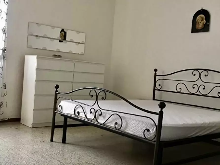 Immagine 8 di Appartamento in vendita  a Livorno