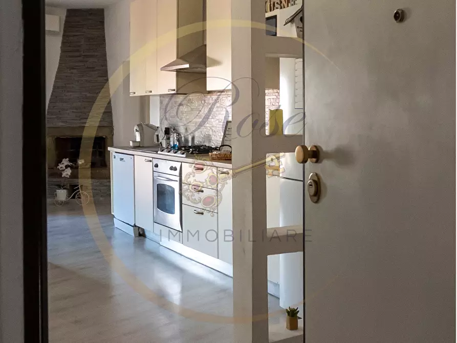 Immagine 2 di Trilocale in vendita  in Via Dell' Oriolino a Livorno