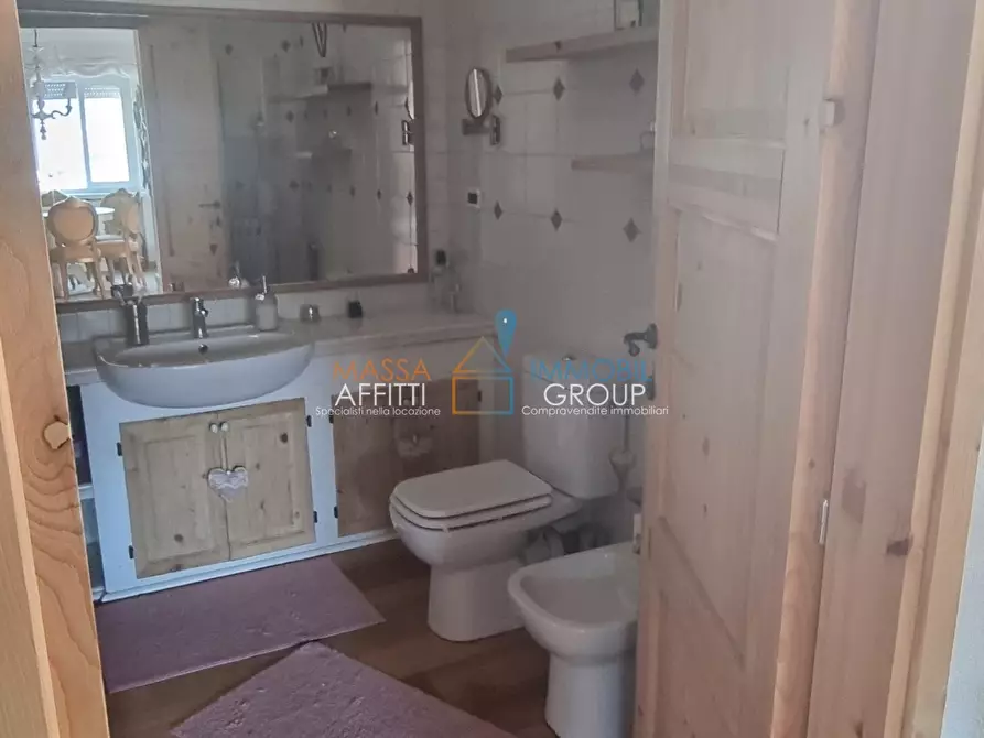 Immagine 15 di Quadrilocale in vendita  in via carlo alberto sarteschi 15 a Carrara