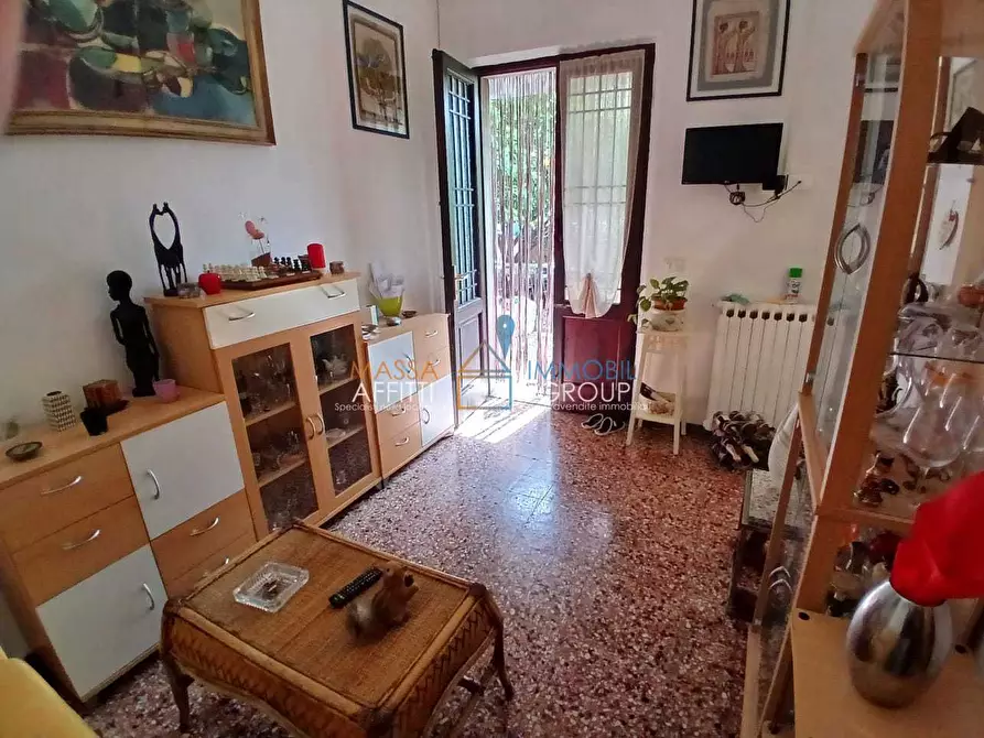 Immagine 5 di Porzione di casa in vendita  in Via Tinelli 55 a Massa