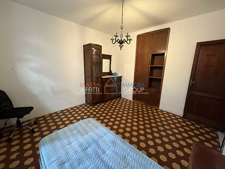 Immagine 18 di Terratetto in vendita  a Massa