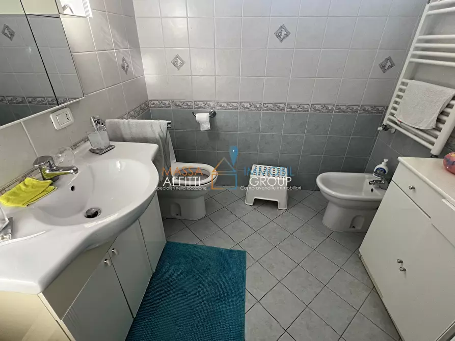 Immagine 51 di Pentalocale in vendita  in Via Flavio Torello Baracchini 29 a Massa