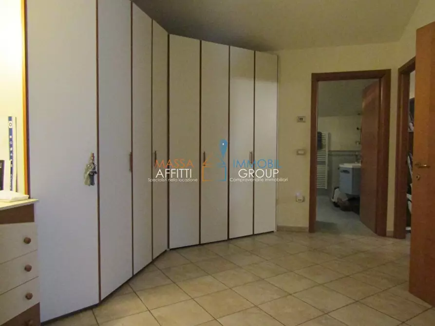 Immagine 28 di Porzione di casa in vendita  in Viale Domenico Zaccagna 6 a Carrara