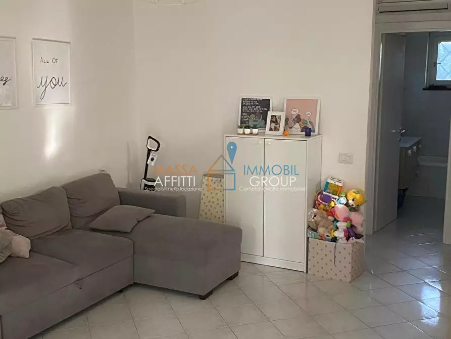 Immagine 7 di Quadrilocale in vendita  in Via Fiume 90 a Massa