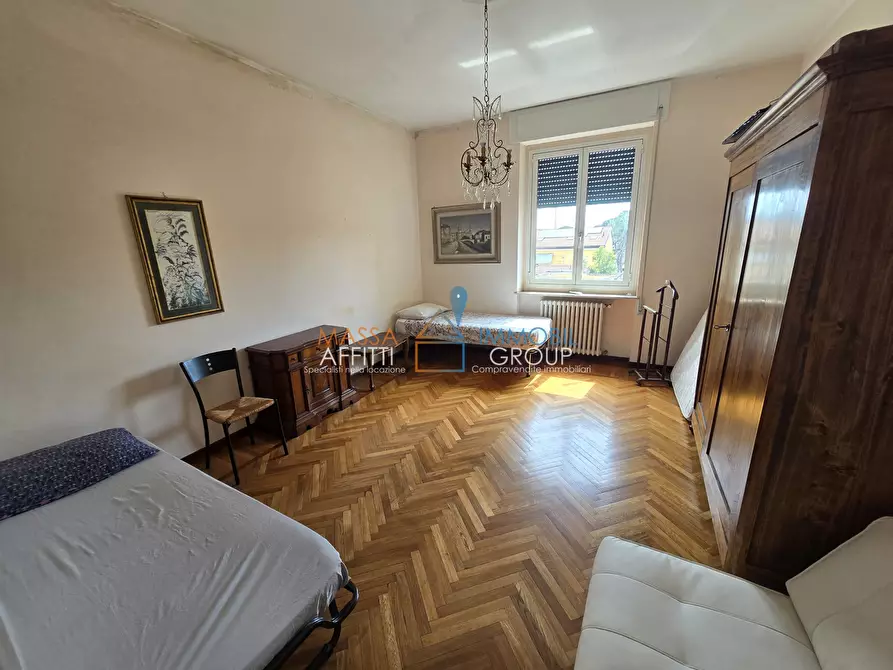 Immagine 16 di Pentalocale in affitto  in Via Giuseppe Garibaldi 10 a Carrara