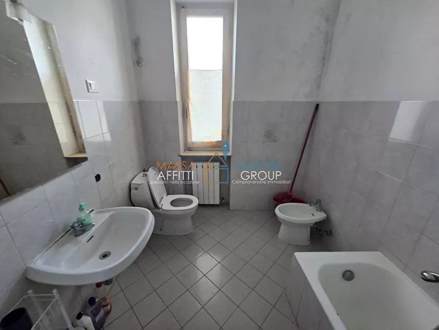 Immagine 16 di Pentalocale in affitto  in Via Giuseppe Garibaldi 10 a Carrara