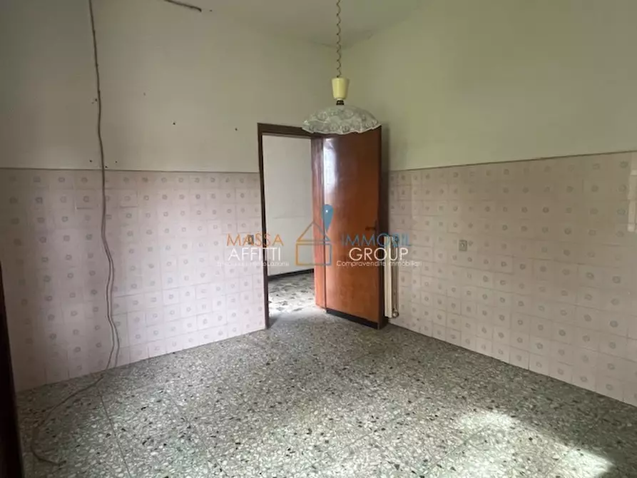 Immagine 14 di Casa indipendente in vendita  in Via del Casone 24 a Massa