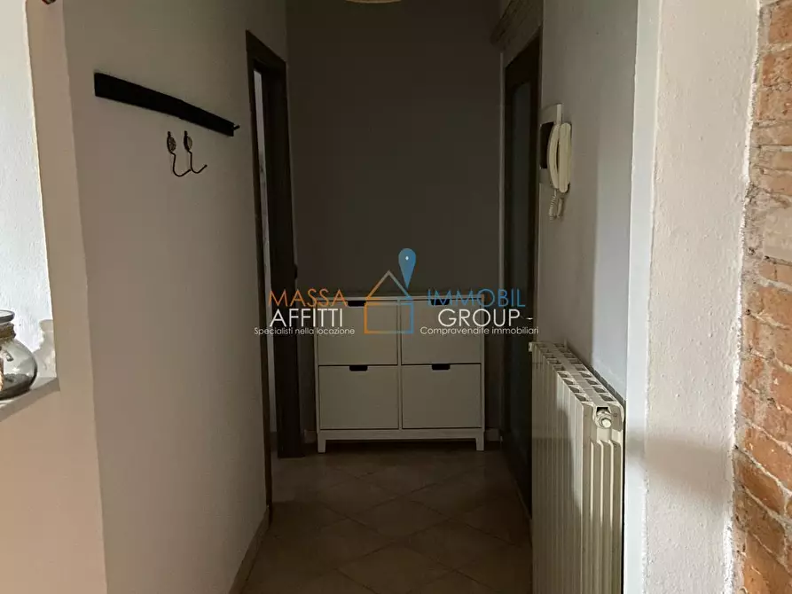 Immagine 4 di Loft/Open space in vendita  in Viale XX Settembre 114 a Carrara