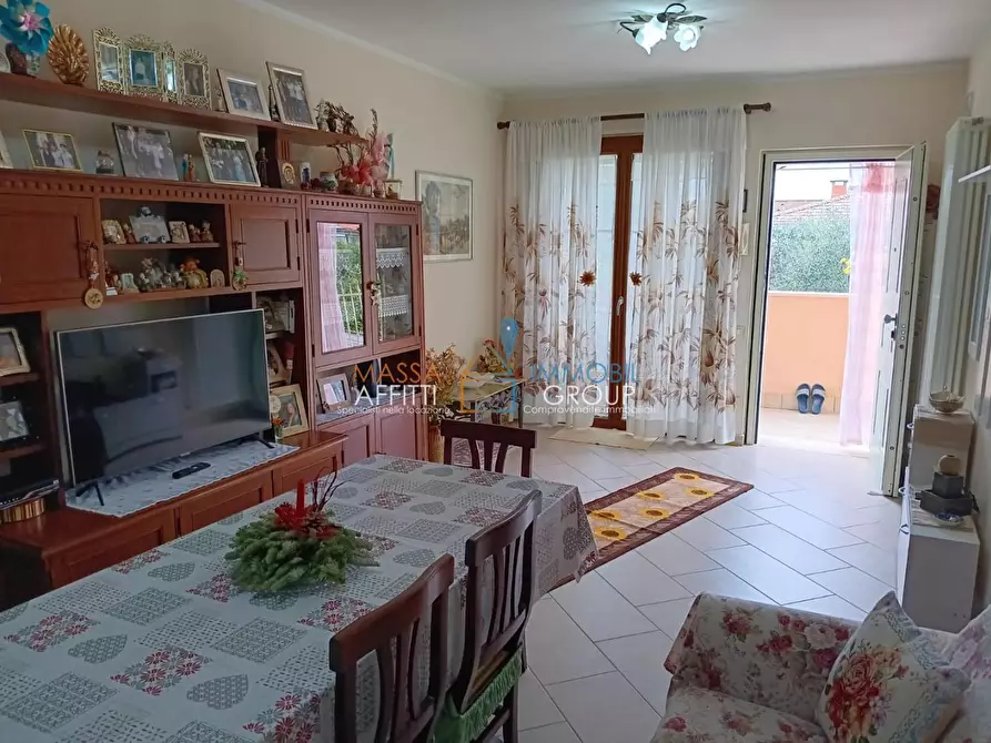 Immagine 2 di Quadrilocale in vendita  in Via Fivizzano 22 a Massa