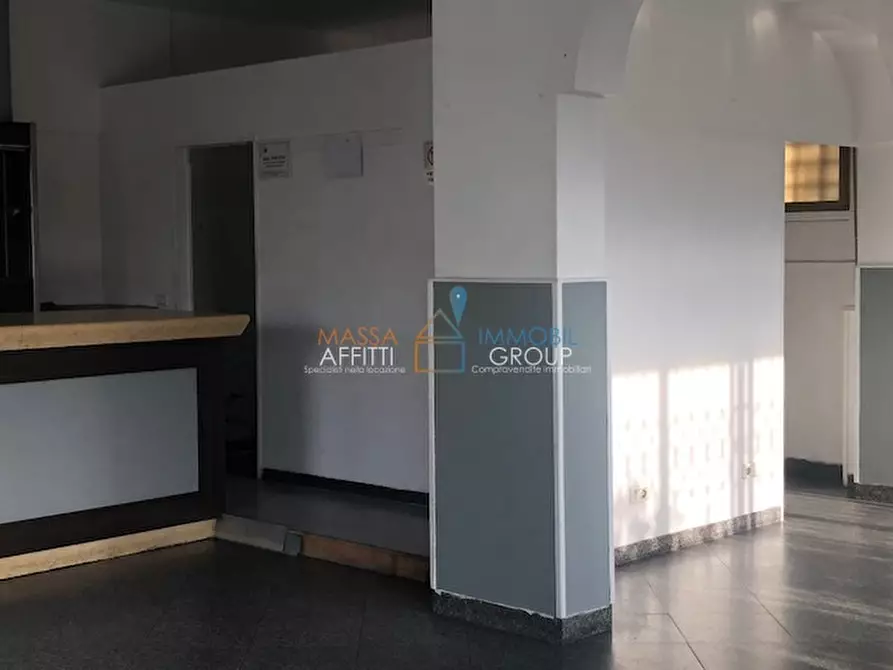 Immagine 7 di Locale commerciale in affitto  in Via Cervara 131 a Massa