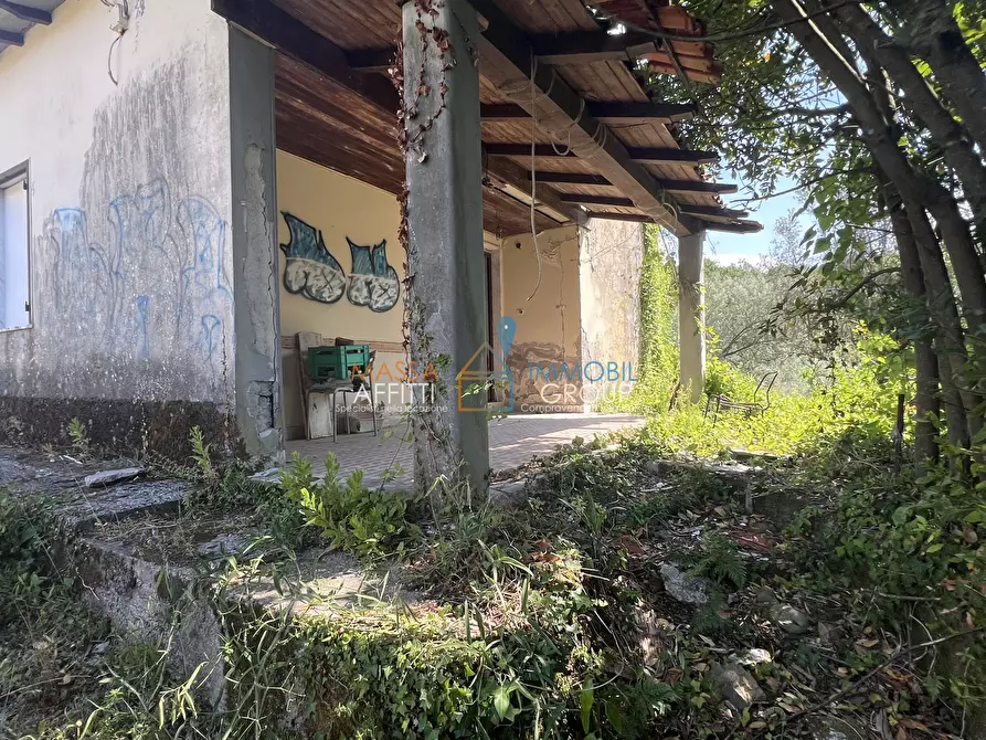 Immagine 2 di Casa indipendente in vendita  in Via Sandro Pertini 1 a Ortonovo