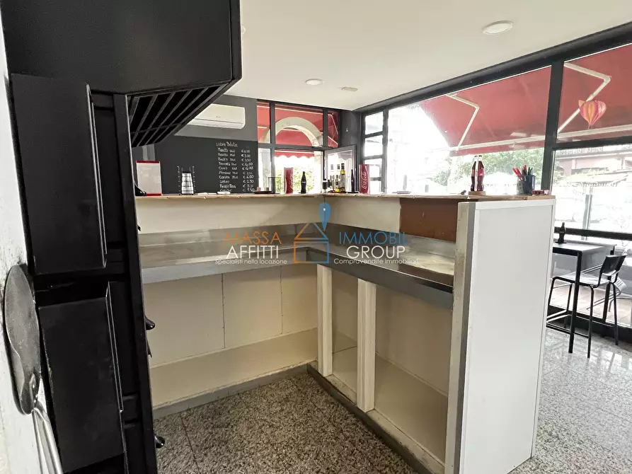 Immagine 6 di Pizzeria / Pub in vendita  in Via degli Oliveti 12 a Massa