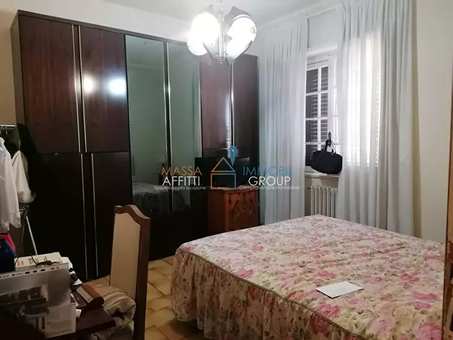 Immagine 13 di Pentalocale in vendita  in Via Benedetto Croce 157 a Massa