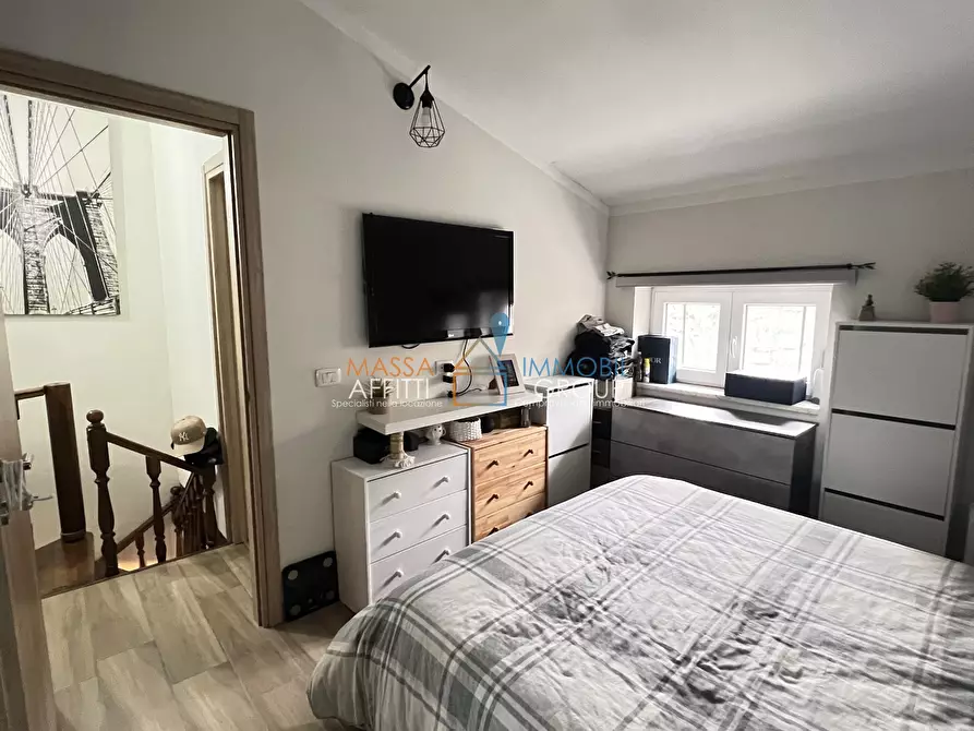 Immagine 18 di Casa indipendente in vendita  in Via della Gora 88 a Massa