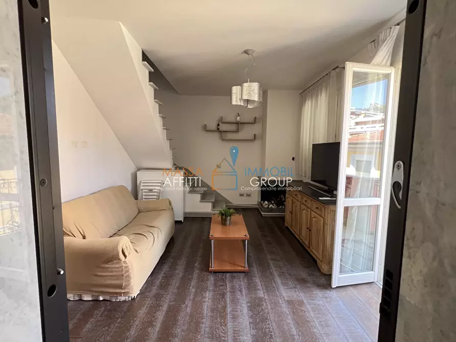 Immagine 2 di Pentalocale in vendita  in Vicolo Pietro Tacca 19 a Carrara