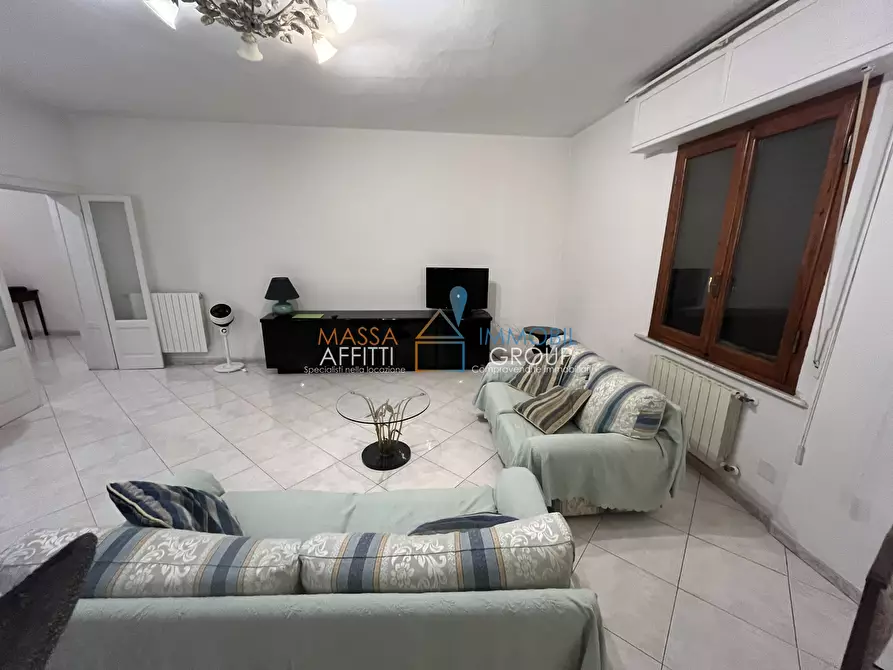 Immagine 2 di Pentalocale in affitto  in Via Don Luigi Sturzo 6 a Massa