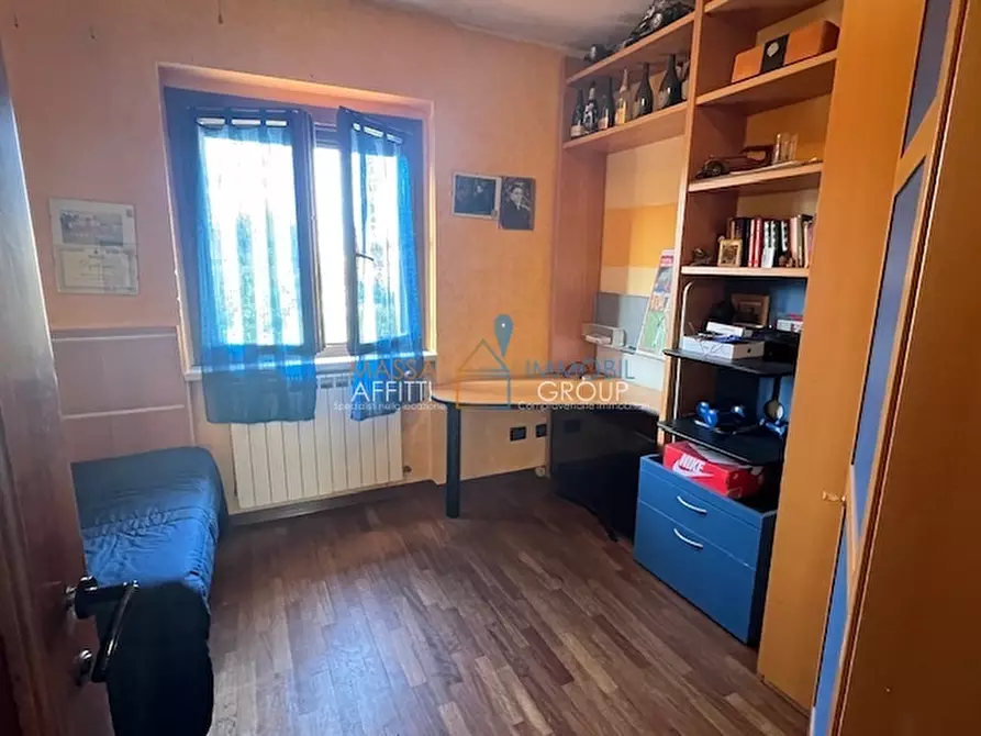 Immagine 28 di Villa in vendita  in Via Tinelli 33 a Massa