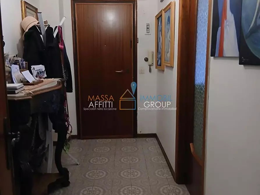 Immagine 9 di Pentalocale in vendita  in Via Giovanni Pascoli 37 a Massa