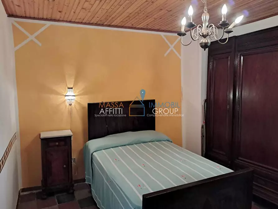 Immagine 21 di Porzione di casa in vendita  in Via dei Colli 141 a Massa