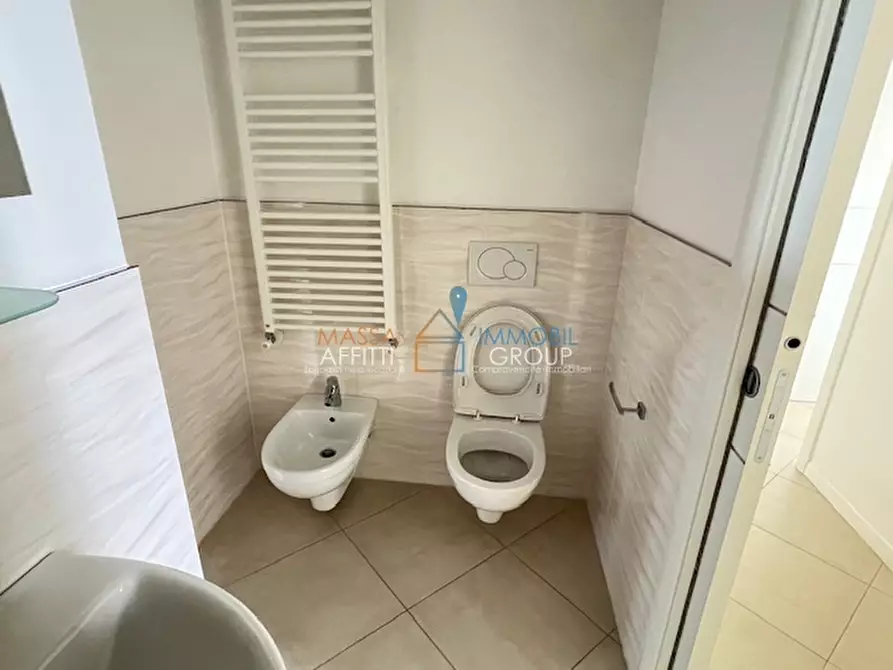 Immagine 32 di Quadrilocale in vendita  in Via della Quercia 58 a Massa