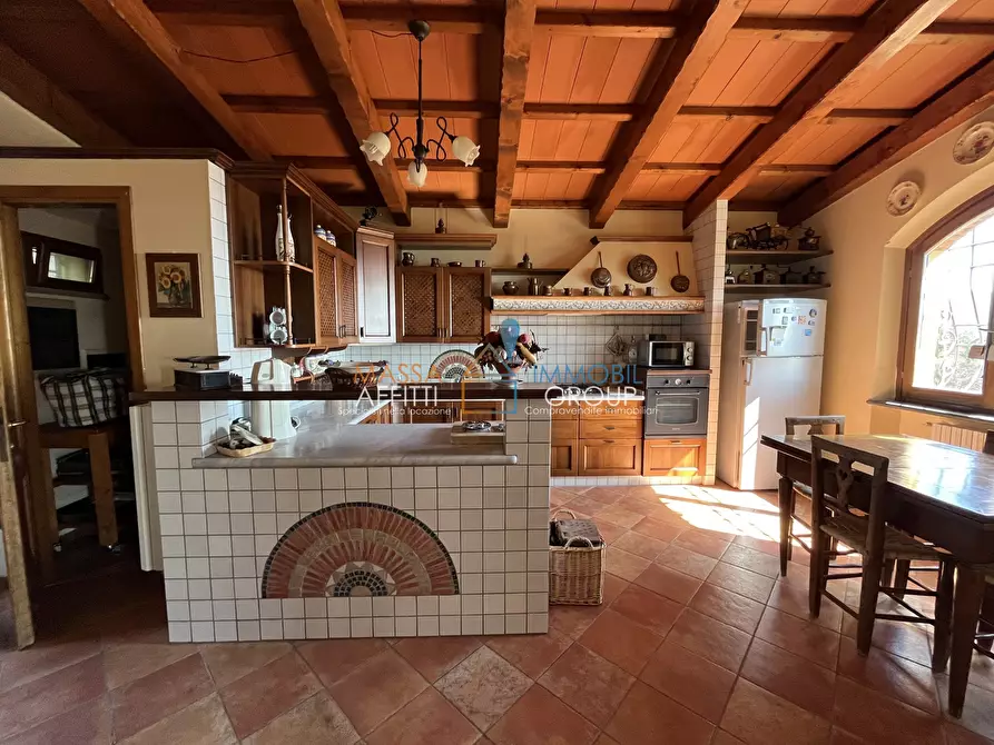Immagine 7 di Villa in vendita  in Via San Lorenzo 70 a Massa
