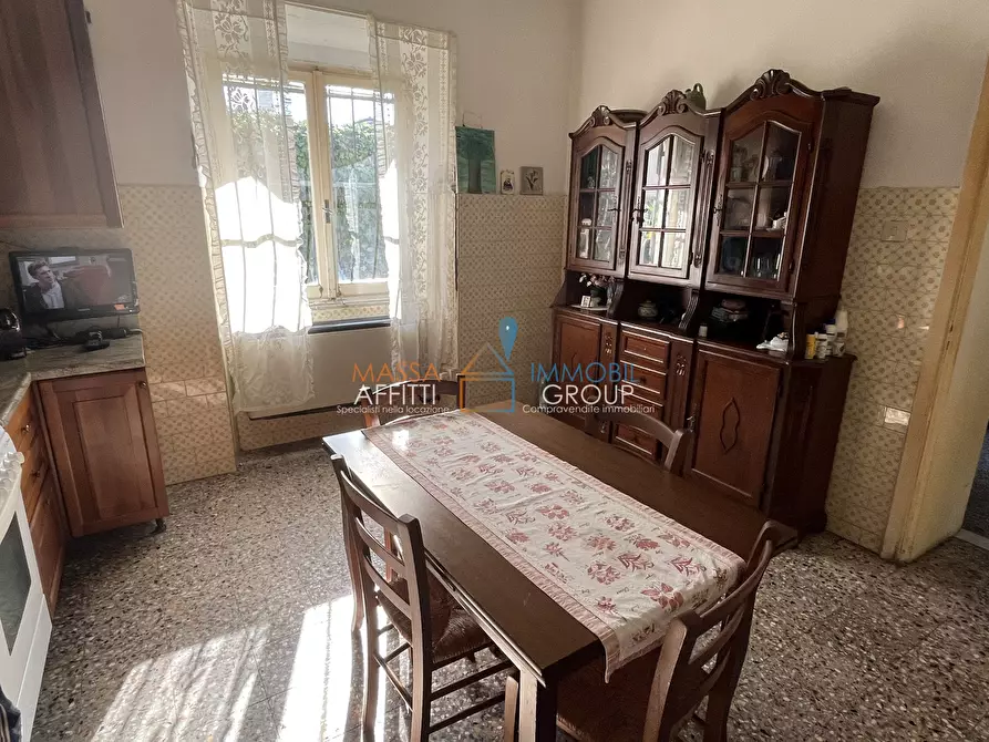 Immagine 11 di Casa indipendente in vendita  in Via Venezia 54 a Massa