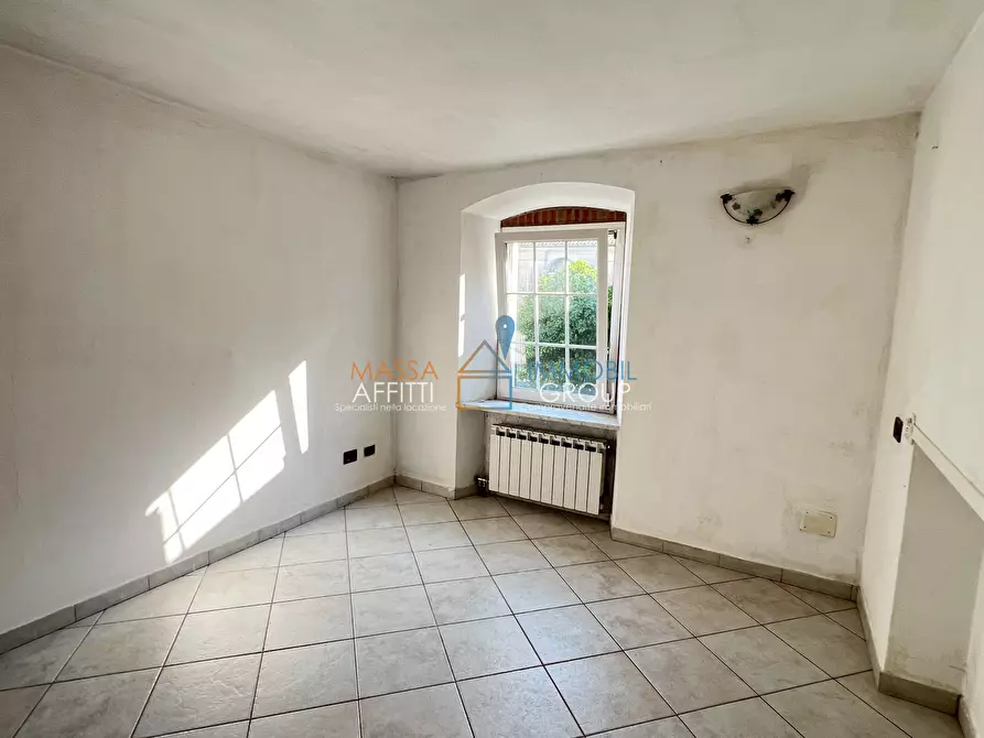 Immagine 36 di Casa semindipendente in vendita  in Via Felice Cavallotti 33 a Massa