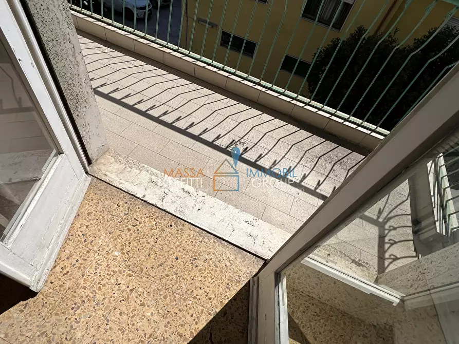 Immagine 14 di Ufficio in affitto  in Via Cesare Beccaria 9 a Massa