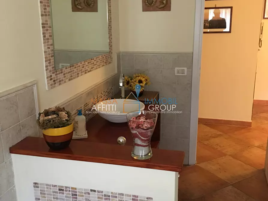 Immagine 10 di Ufficio in affitto  in Largo Giacomo Matteotti 6 a Massa