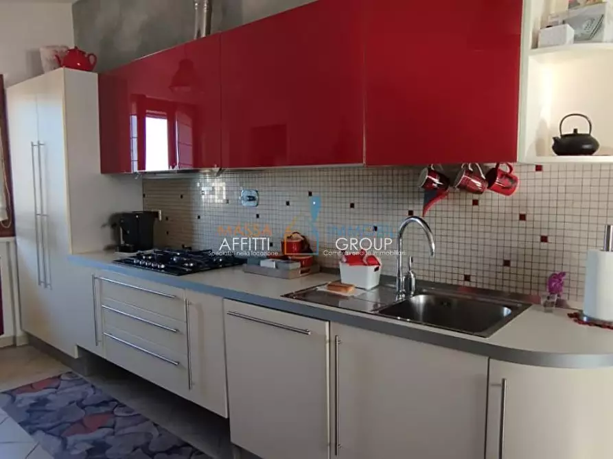 Immagine 4 di Pentalocale in vendita  in Via Flavio Torello Baracchini 3 a Massa